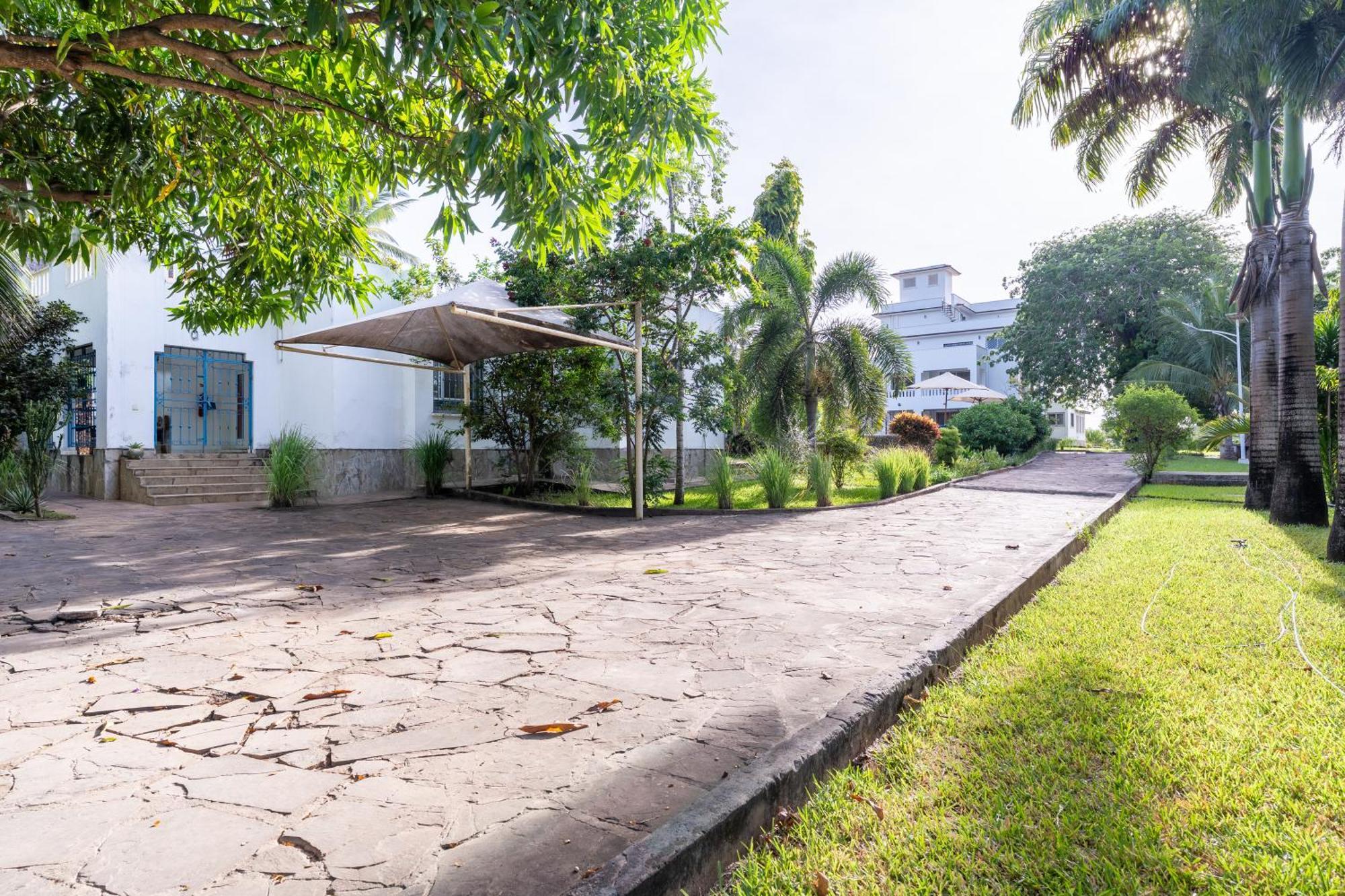 Queens Chateau Boutique Villa Diani Beach Dış mekan fotoğraf